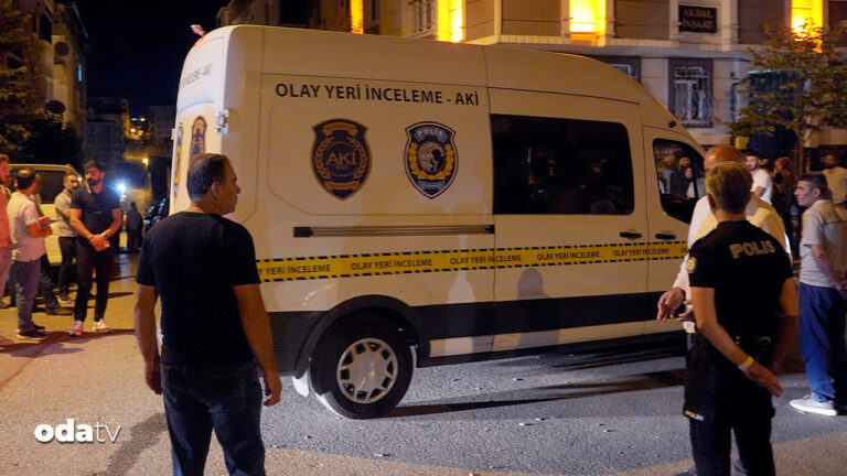 istanbulda-kadin-cinayeti-annesini-oldurdu-h3yy53SO.jpg