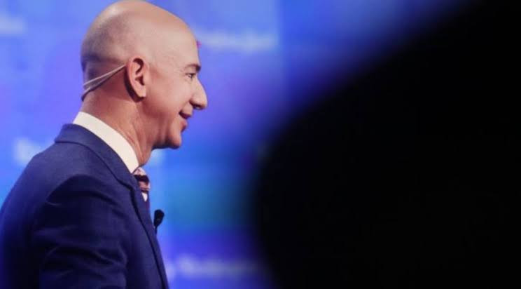 Jeff bezos liverpoolun azinlik hissesi icin gorusmelere dahil oldu1